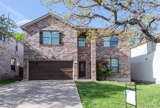Building Photo - 2407 Hollis Ln