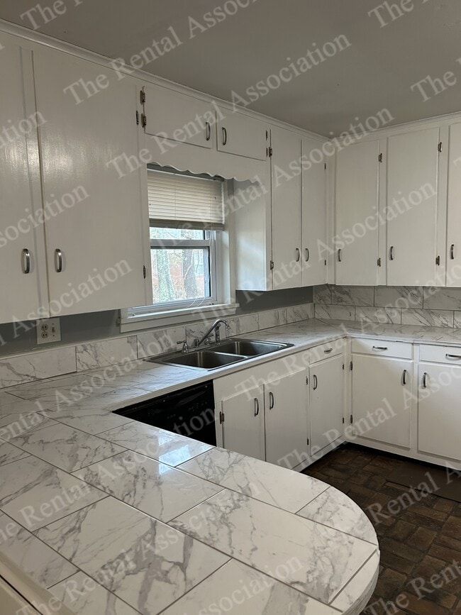 Foto del edificio - 1908 Roosevelt Dr