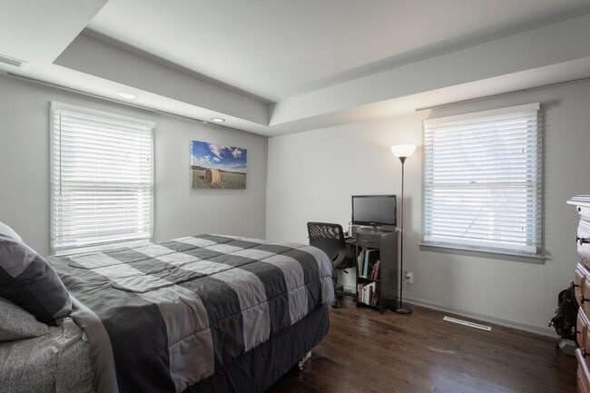 Foto del edificio - 7800 Ash St