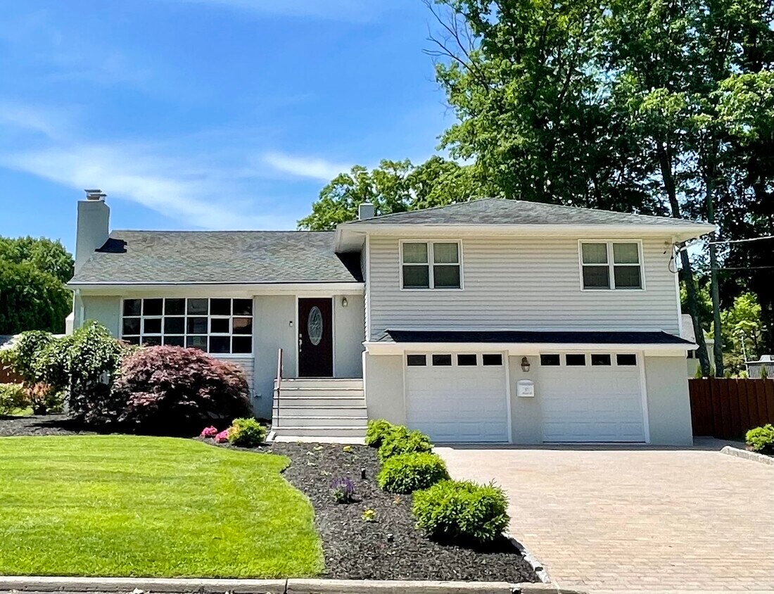 Foto principal - 971 Midland Rd
