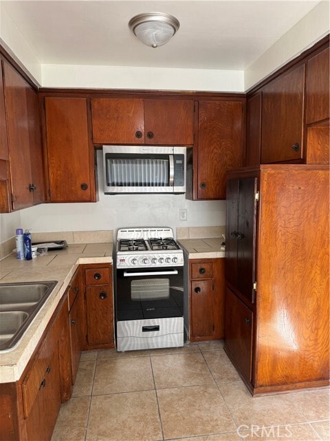 Building Photo - 420 N Market St