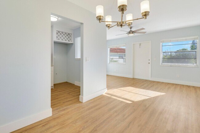Foto del edificio - 1225 NW 21st St