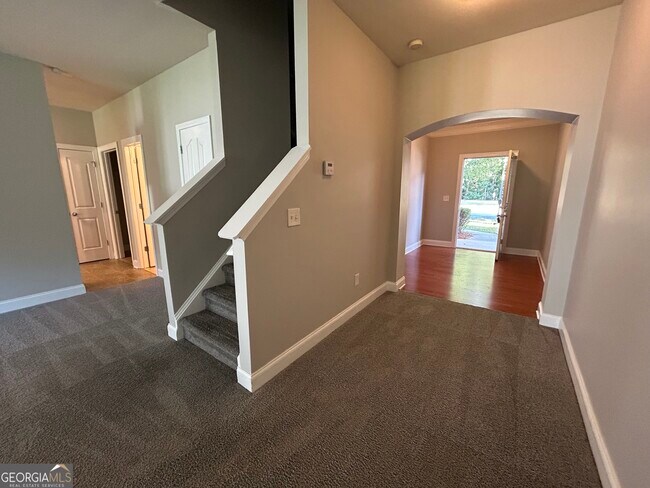 Building Photo - 5281 Apple Grove Rd NE