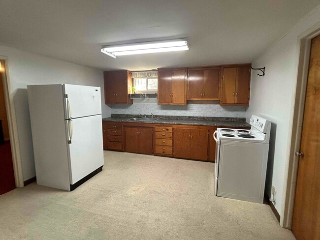 Foto del edificio - 3242 Liberty Ave