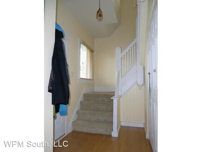 Building Photo - 2 br, 1.5 bath House - 814 S 15th St