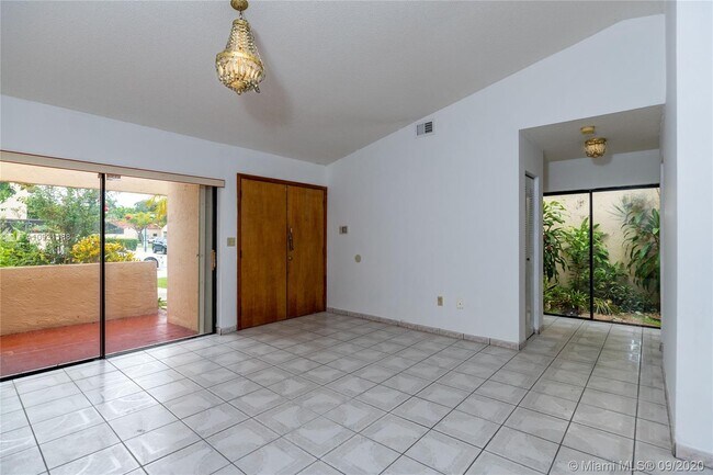 Building Photo - 14940 SW 91st St