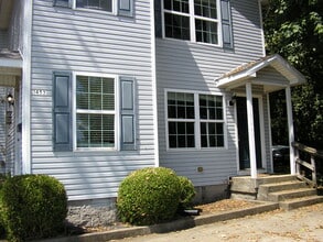 Building Photo - 1453 Park St