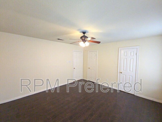 Building Photo - 6131 Andwood St