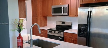 Building Photo - 36 NW 6th Ave