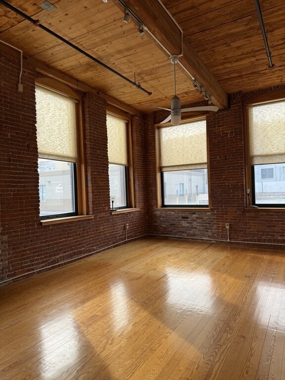 Building Photo - 1 Envelope Terrace