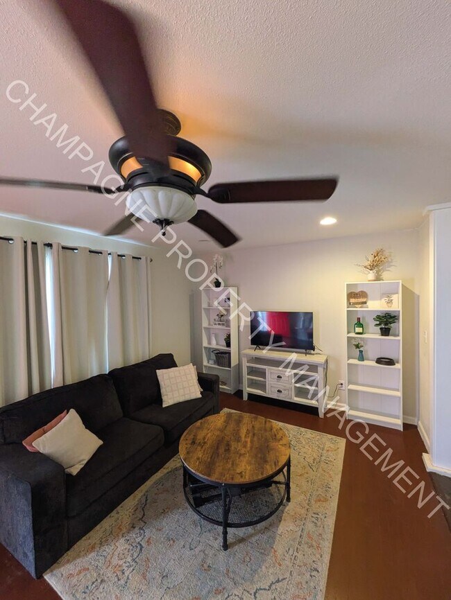 Foto del edificio - Single Family Home in KC