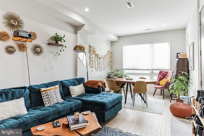Foto del edificio - 3523 14th St NW