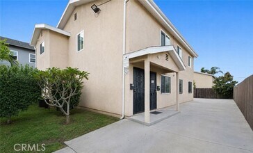 Building Photo - 327 E Lanzit Ave