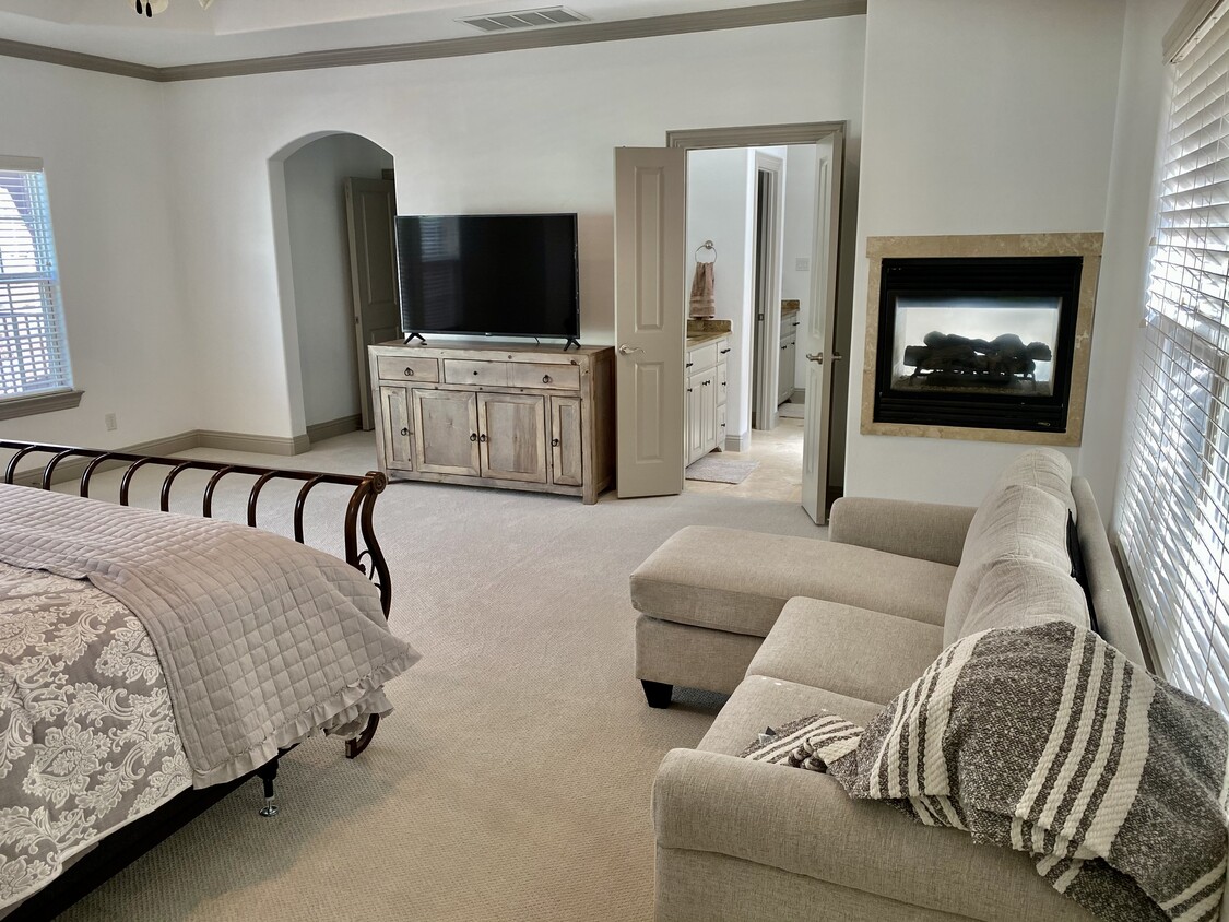 4344 Cole Ave, Dallas, TX 75205 Townhome Rentals in Dallas TX