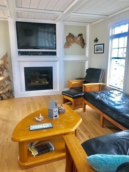 Foto del edificio - 85 Northern Blvd