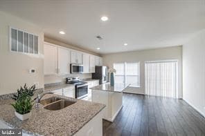 Building Photo - 233 Upper Brook Terrace