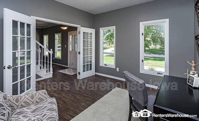 Building Photo - 6159 Nottingham Dr