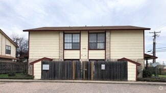 Building Photo - 1102 Covey Ln
