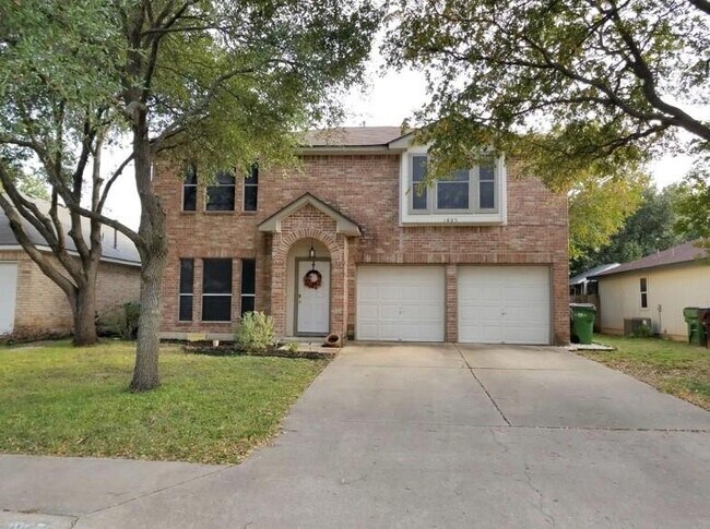 Building Photo - 1805 Hollow Tree Blvd