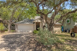 Building Photo - 1506 River Oak Dr