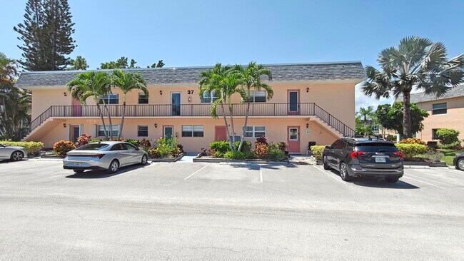 Foto del edificio - 2950 SE Ocean Blvd