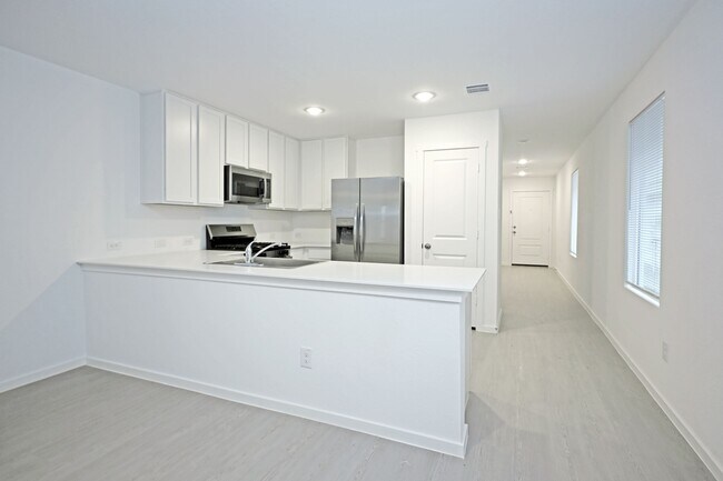 Building Photo - 15023 Azzurro Stone