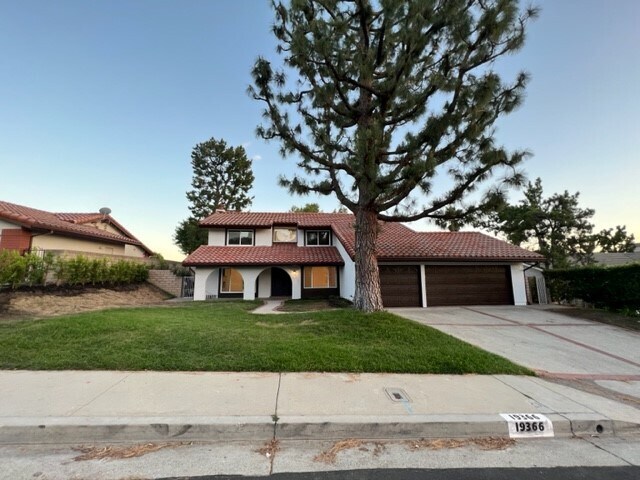 Primary Photo - 19366 Winged Foot Cir