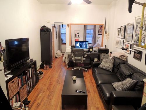 Primary Photo - 93 Orchard St
