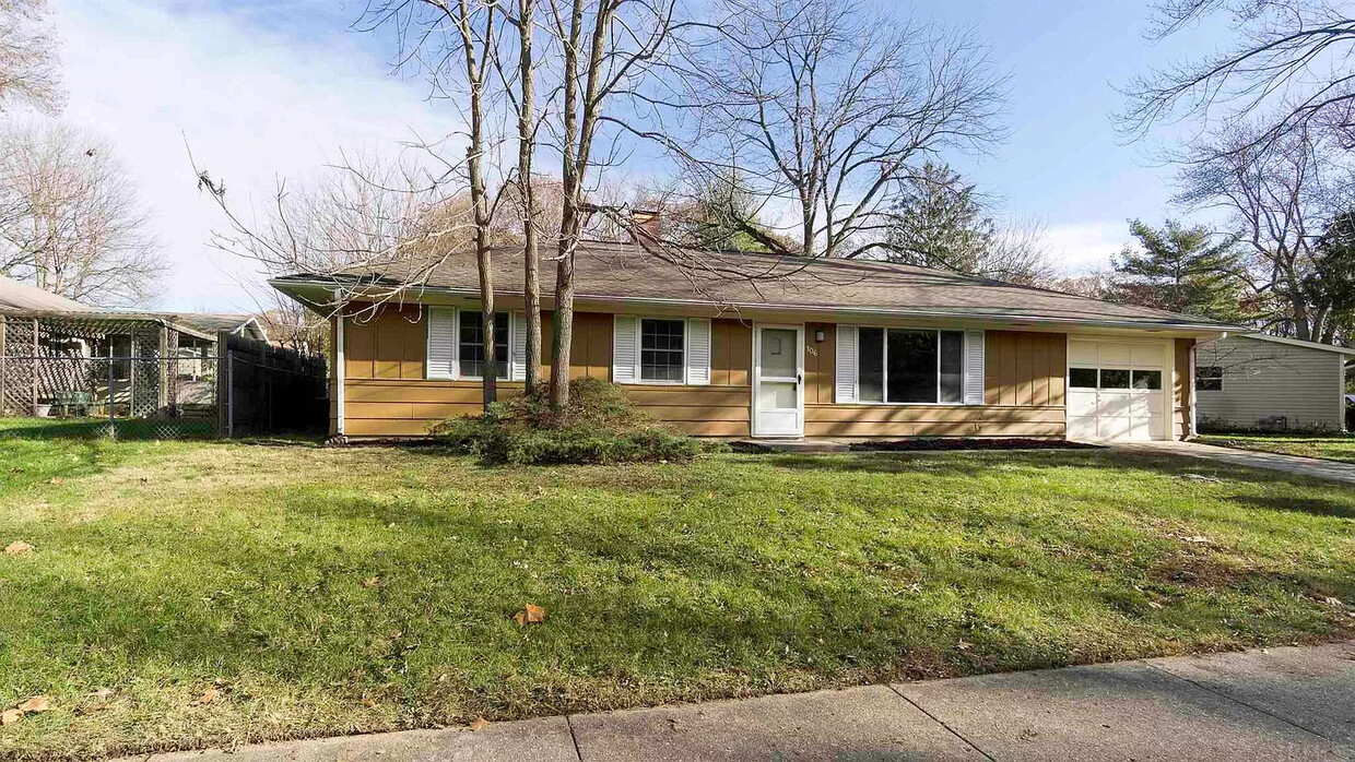 Primary Photo - 106 Dogwood Ct