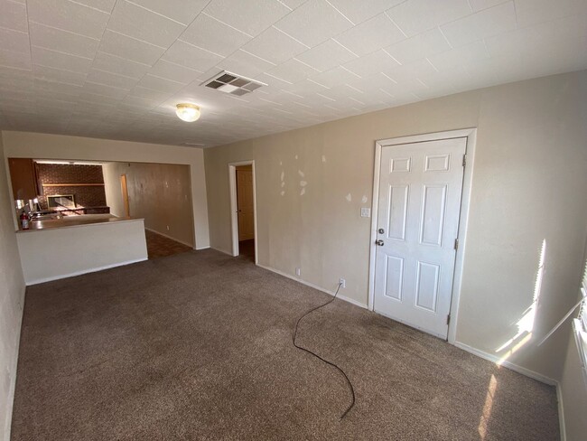 Building Photo - 122 Buena Vista Pl