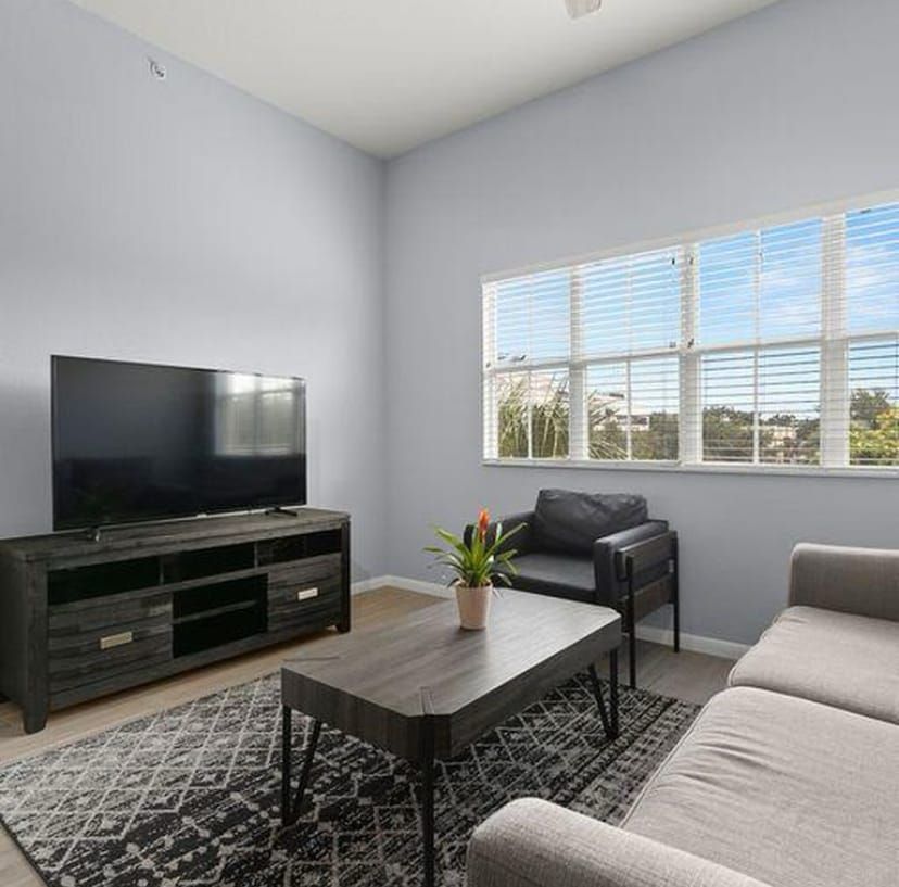 Photo - 2320 W Azeele St (Tampa, FL)