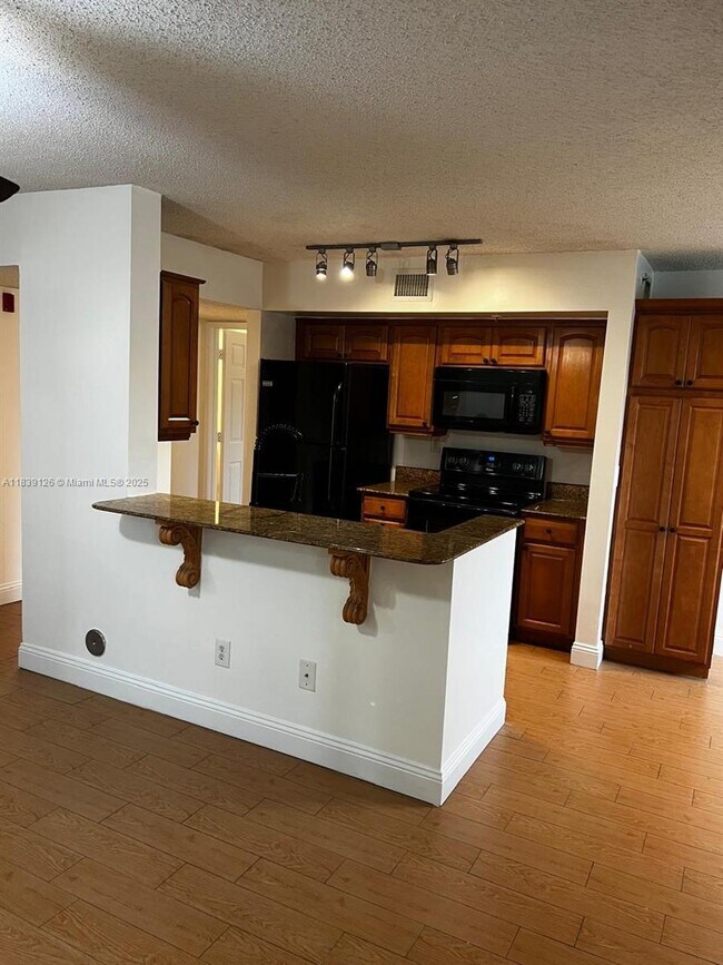 Building Photo - 2620 S University Dr