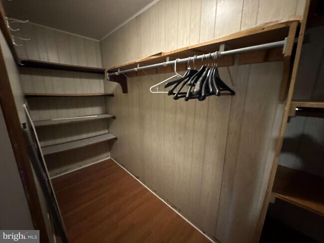 Foto del edificio - 43 S Main St