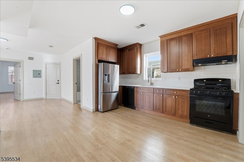 Foto principal - 260 S 10th St