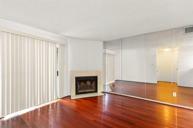 Foto del edificio - 12550 Whittington Dr