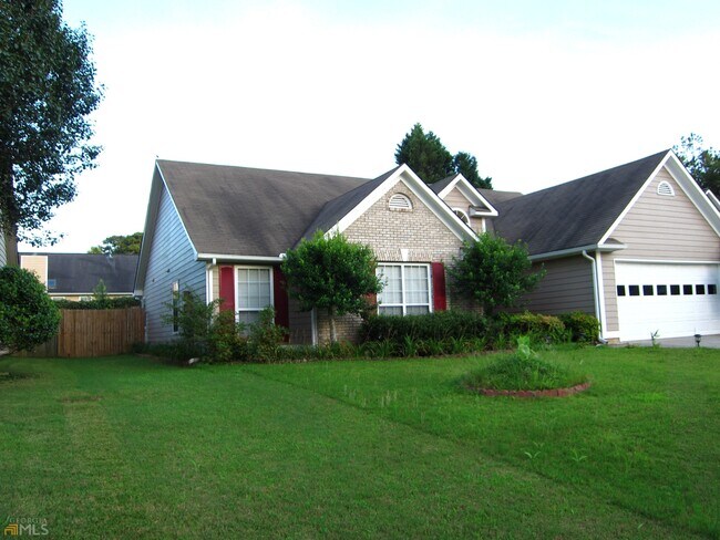 Foto del edificio - 2910 Camelot Woods Dr NW