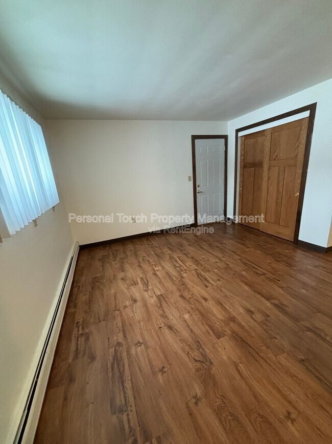 Foto del edificio - 132 6th Ave N