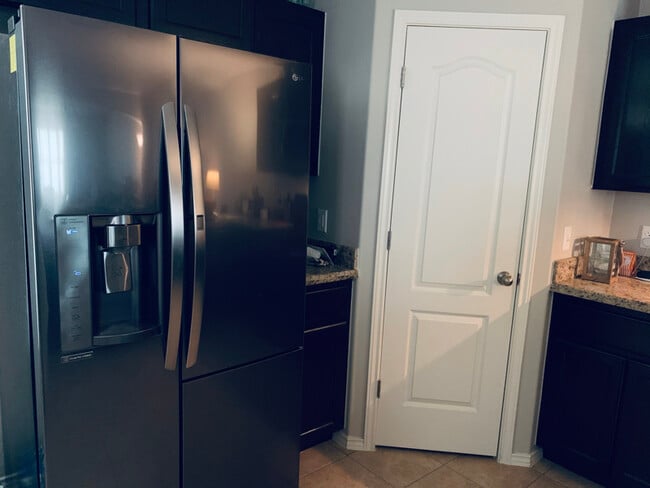 Foto del edificio - 3821 Gregorio Lerma Dr