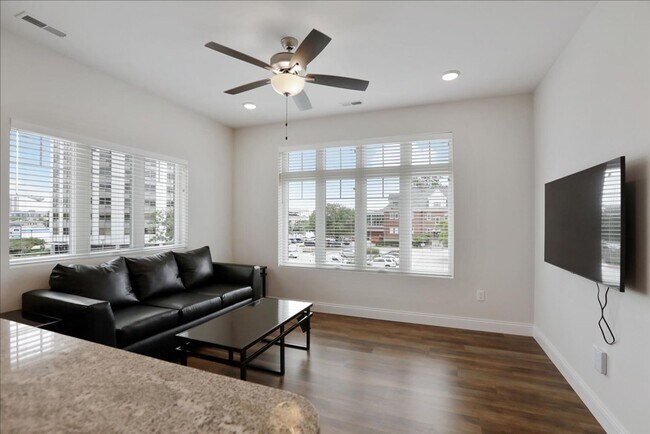 Foto del interior - 314 S State St