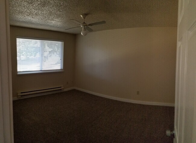 Foto del edificio - 10321 146th St E