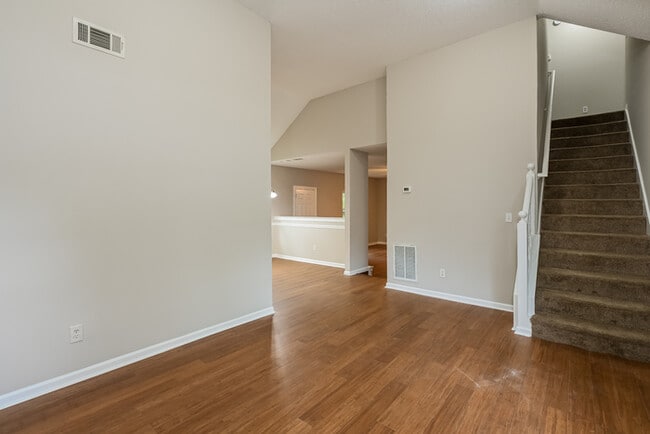 Foto del edificio - 1997 Cutters Mill Way