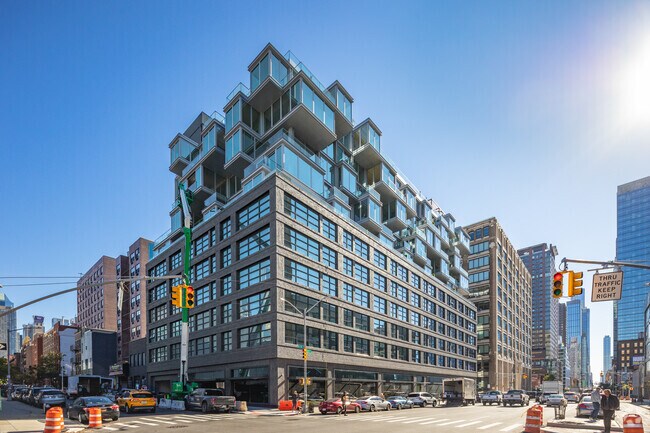 Foto del edificio - The West Residence Club