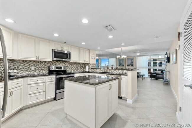 Foto del edificio - 2700 N Hwy A1A