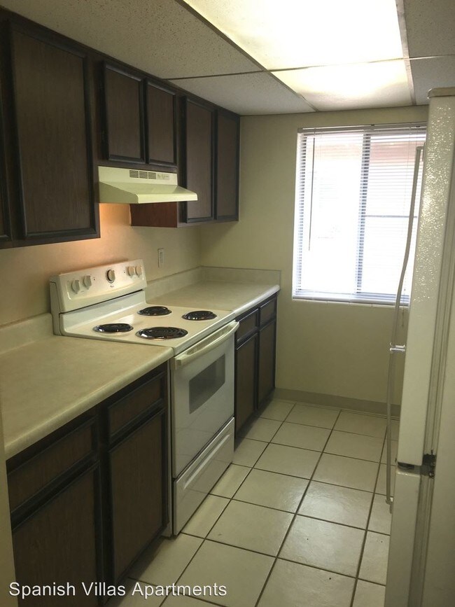 Foto del edificio - 1644 S Palmetto Ave