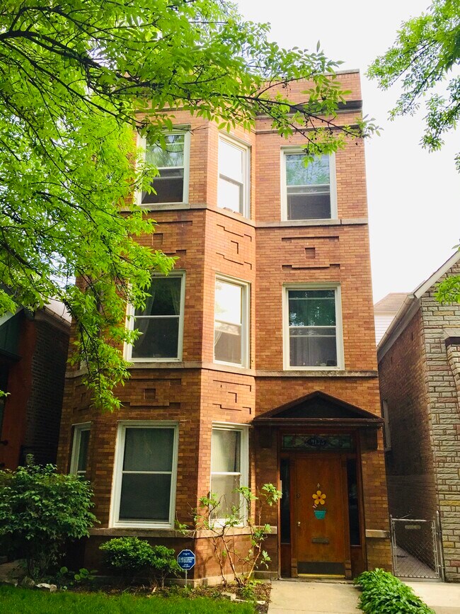 Building Photo - 2135 W Thomas St
