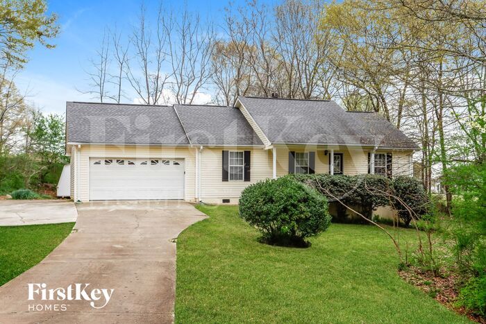Foto principal - 99 Bishop Woods Ct