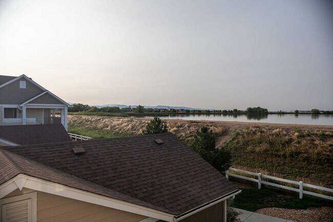 Foto del edificio - 4925 Hahns Peak Dr