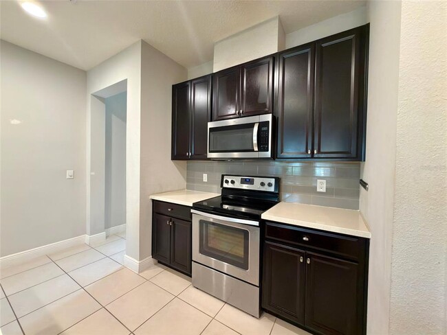 Building Photo - 15381 Honeybell Dr