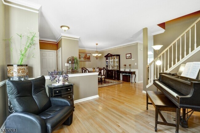 Foto del edificio - 250 Patriot Hill Dr