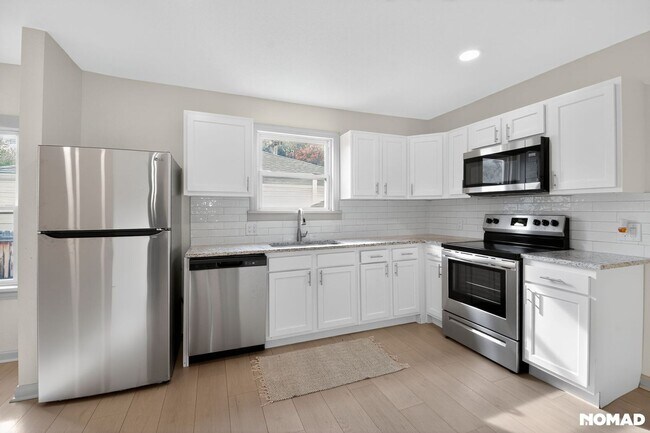 Foto del edificio - 4325 S Cherokee St